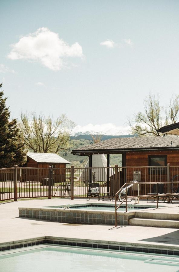 Teton Valley Resort Виктор Екстериор снимка