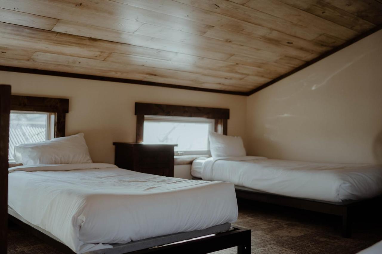 Teton Valley Resort Виктор Екстериор снимка