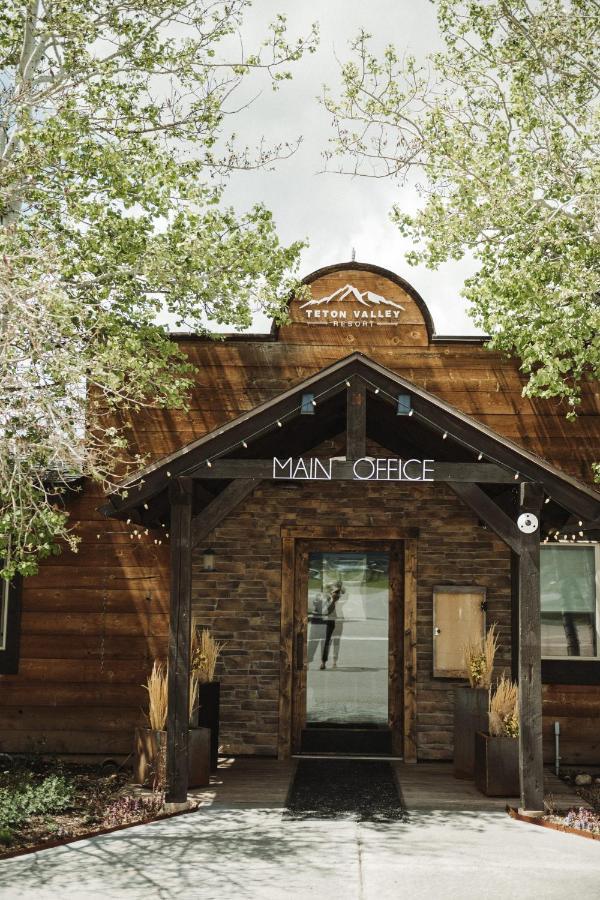 Teton Valley Resort Виктор Екстериор снимка